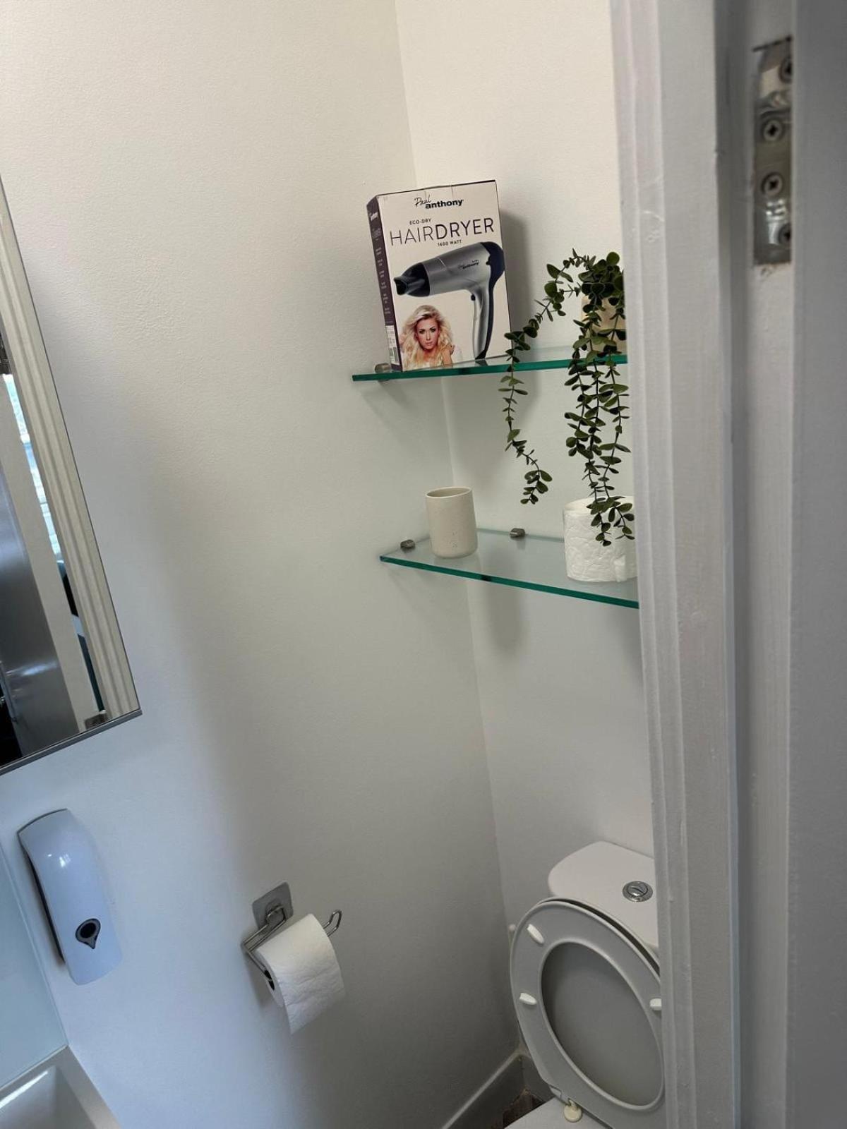 Apartment Compact And Bright Flat West 3a