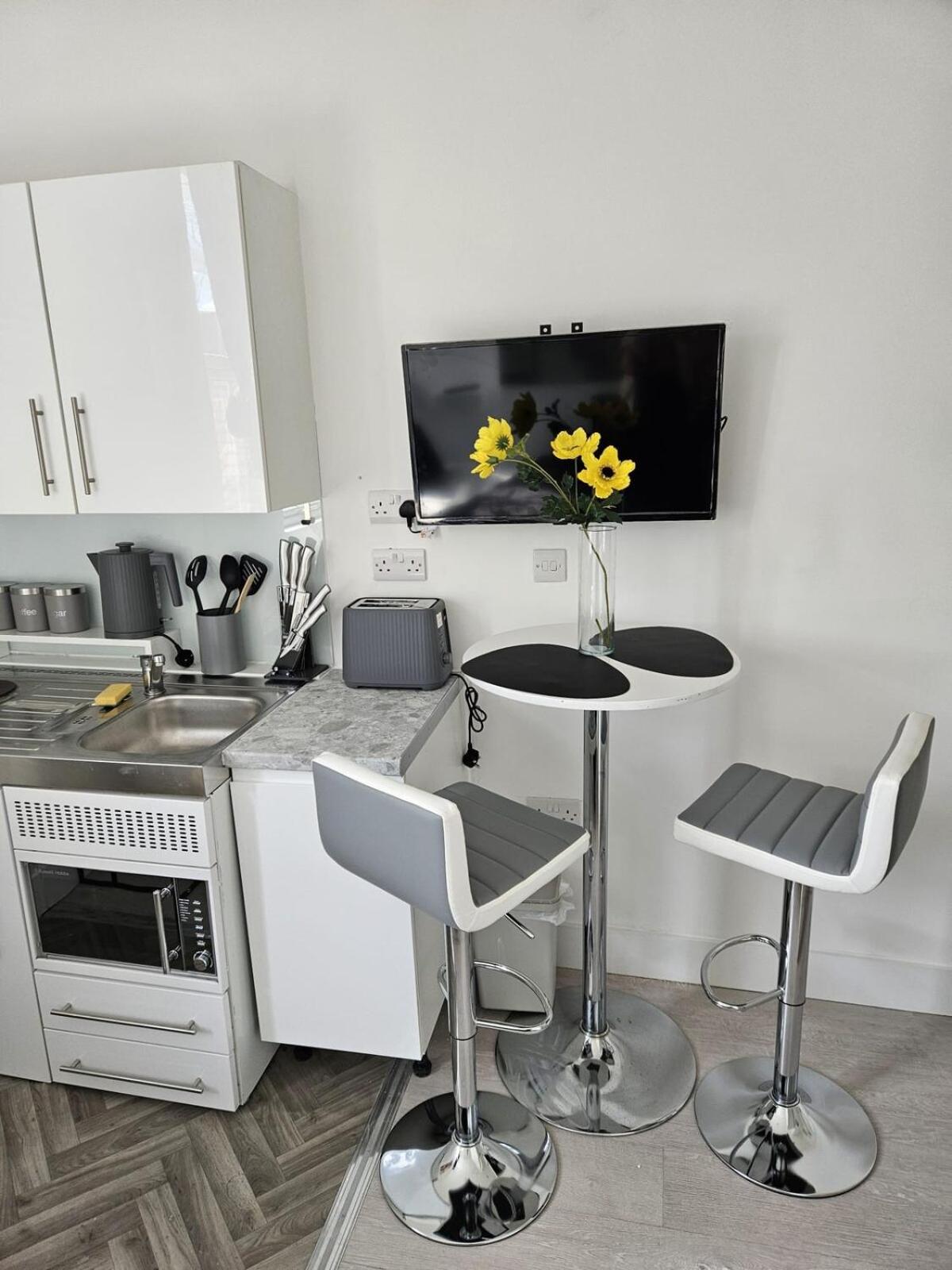 Appartamento Compact And Bright Flat West 3a Londra